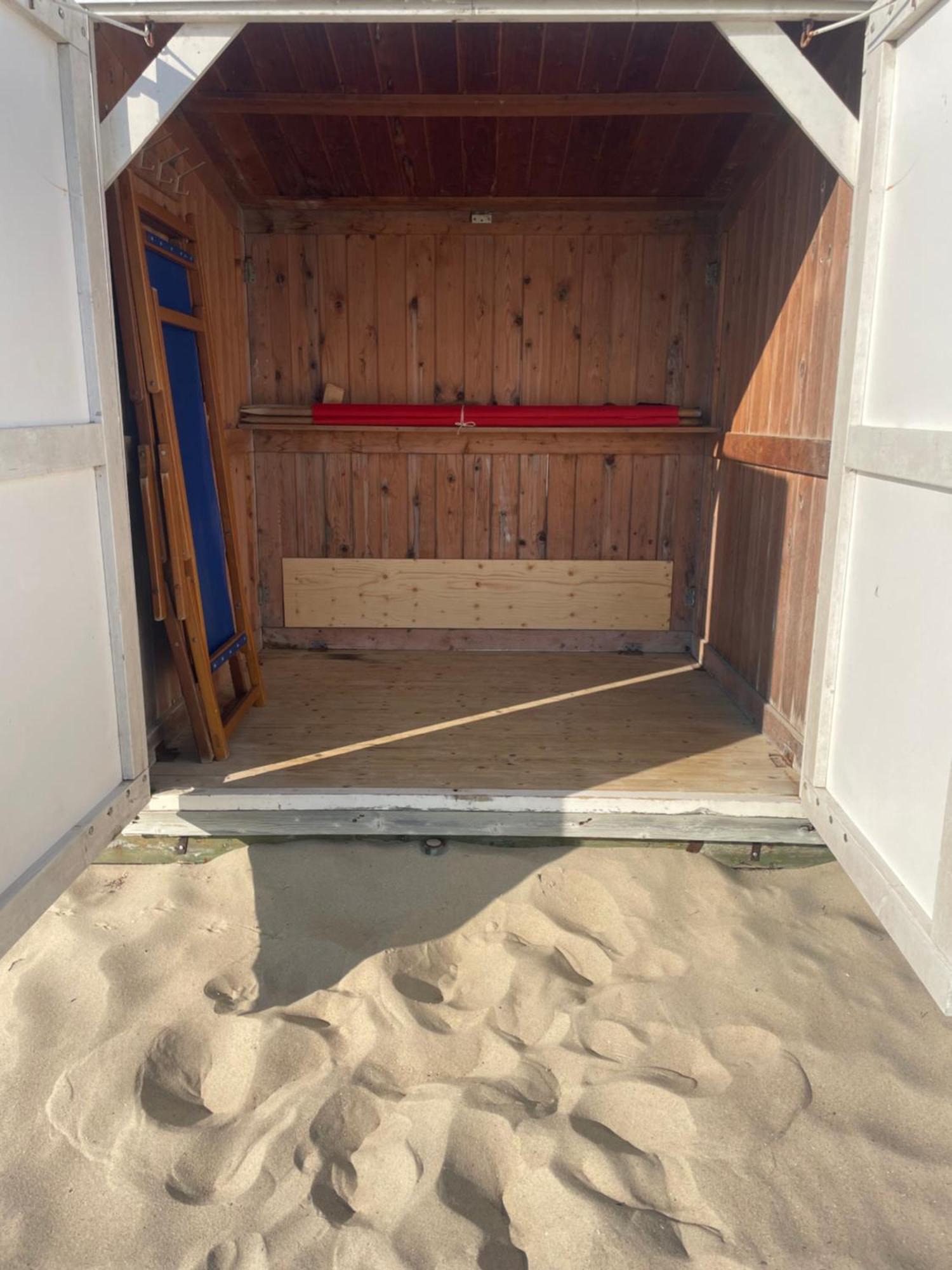 Luxe Tiny House Incl Jacuzzi En Strandhuisje In Zomerseizoen Meliskerke Exterior foto